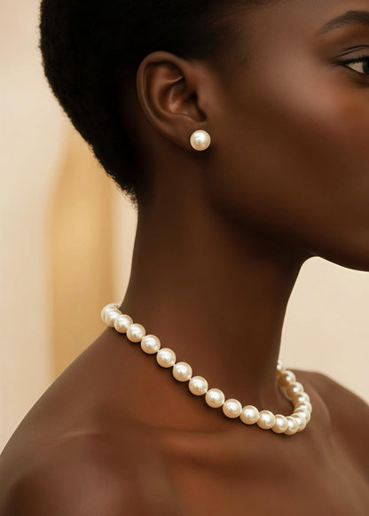 Shinier Than Pearl Ohrstecker – Cool White