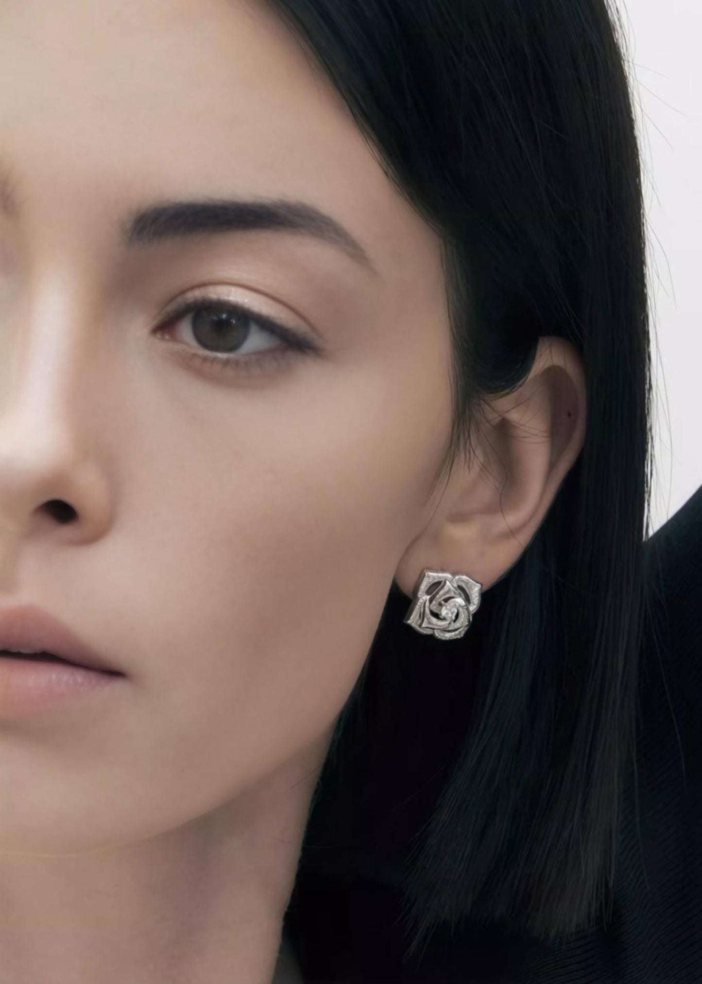 Iron Rose Ohrstecker in Silber