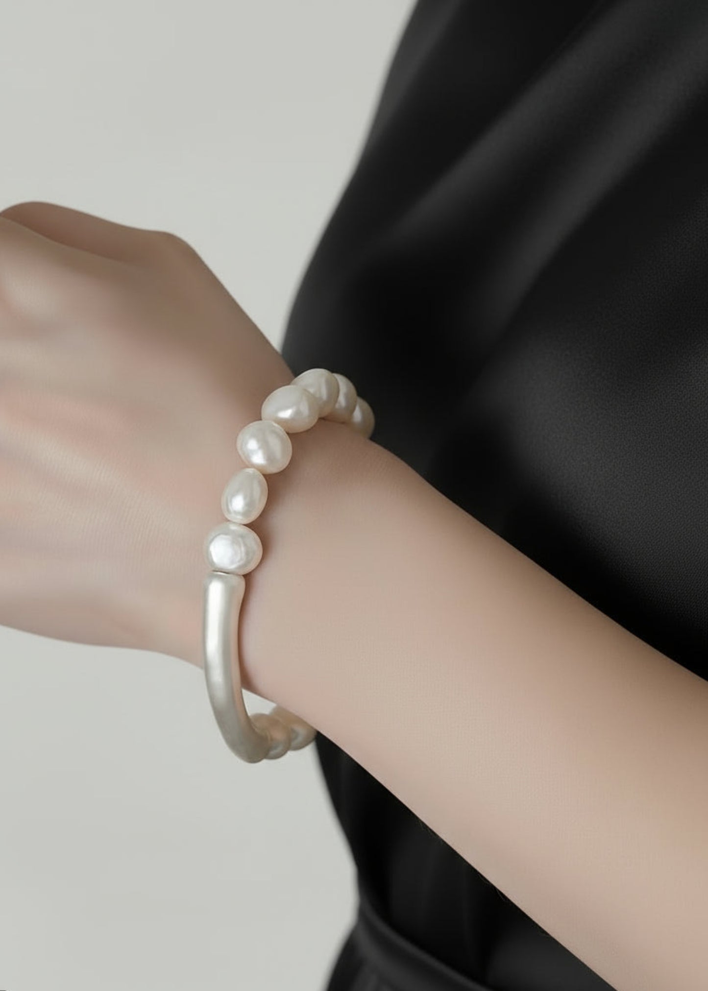 Lunéa Perlenarmband mit silbernen Akzenten